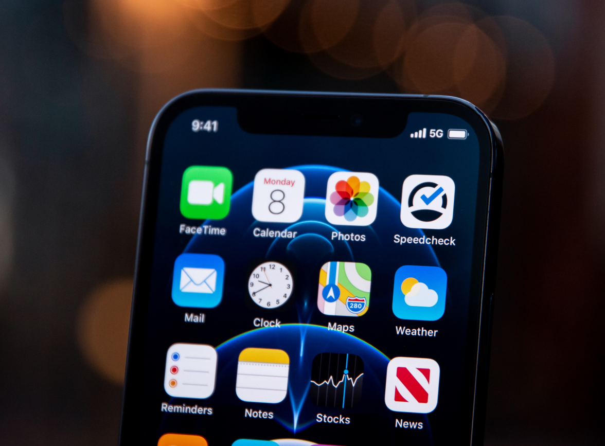 宜州苹果手机维修分享为什么 iPhone 12 在冬季会自动关机 